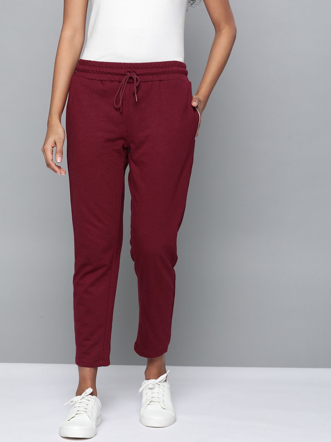 Harvard Women Maroon Straight Fit Cropped Track Pants Price in India
