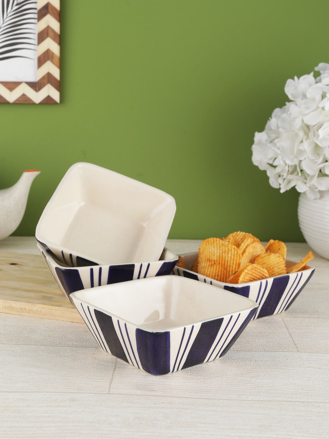 VarEesha Navy Blue & White 4-Pieces Printed Ceramic Bowls Set Price in India