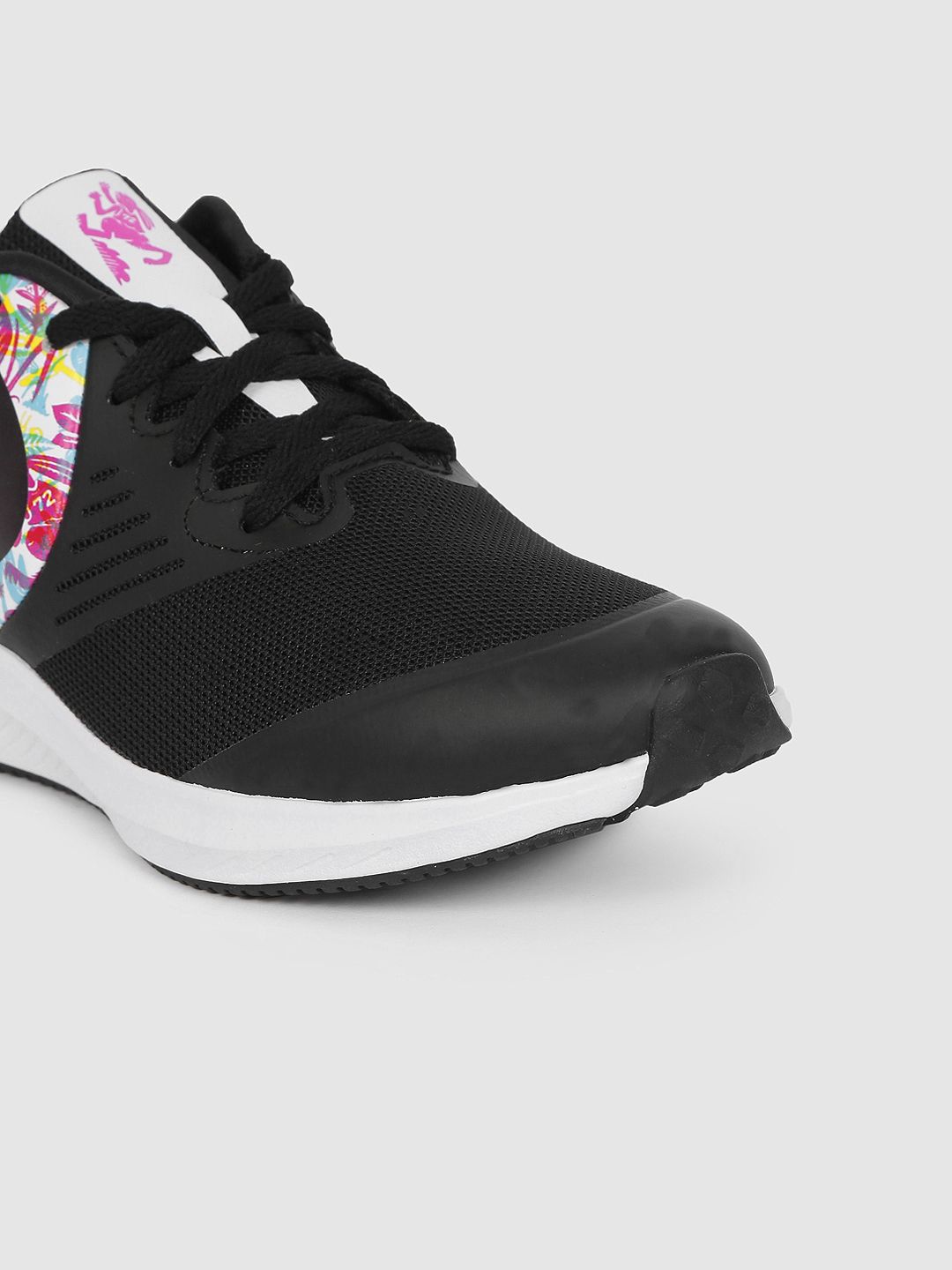 nike star run fable trainers