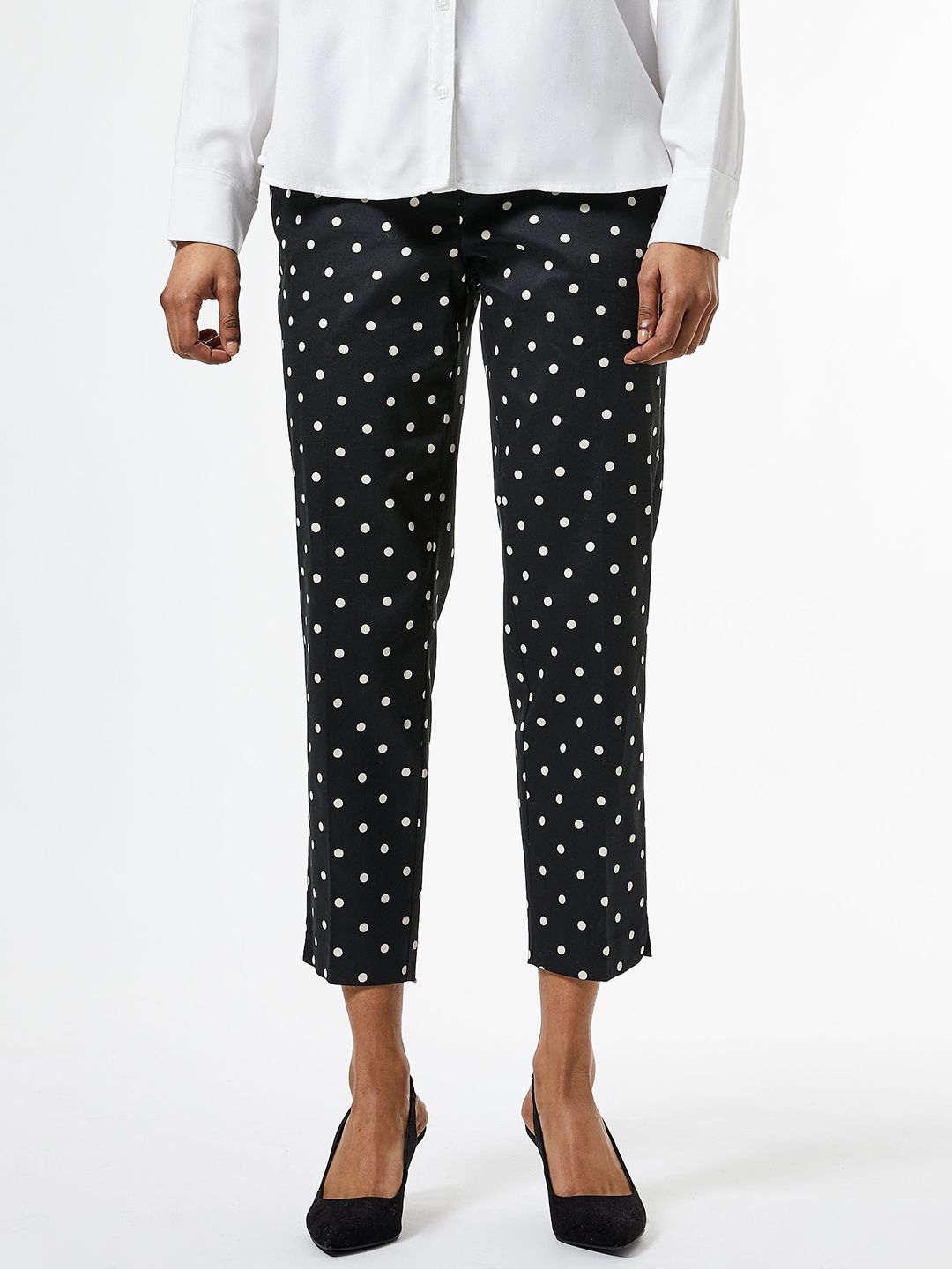 DOROTHY PERKINS Women Black & White Petite Regular Fit Polka Dot Print Cropped Trousers