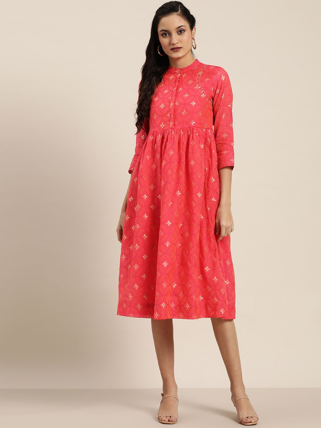 Sangria Women Pink & Golden Woven Design A-Line Dress