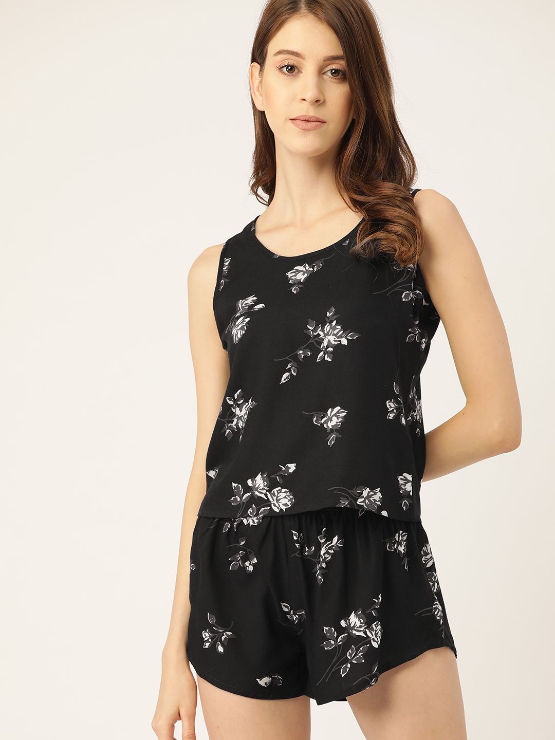 ETC Women Black & White Floral Print Night Suit Price in India
