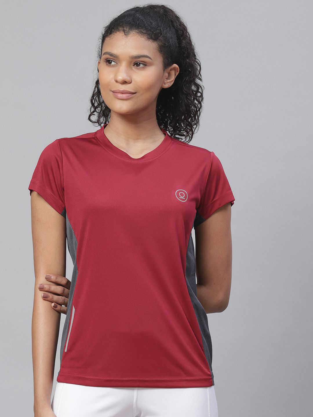 Chkokko Women Maroon Solid Round Neck Yoga T-shirt Price in India