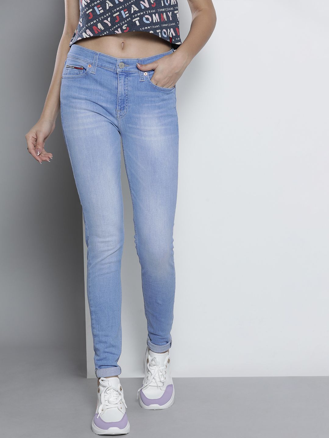 Tommy Hilfiger Women Blue Skinny Fit Mid-Rise Light Fade Stretchable Jeans Price in India