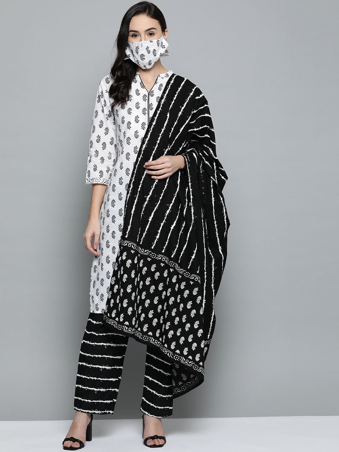 HERE&NOW Women Black & White Printed Kurta with Palazzos & Dupatta