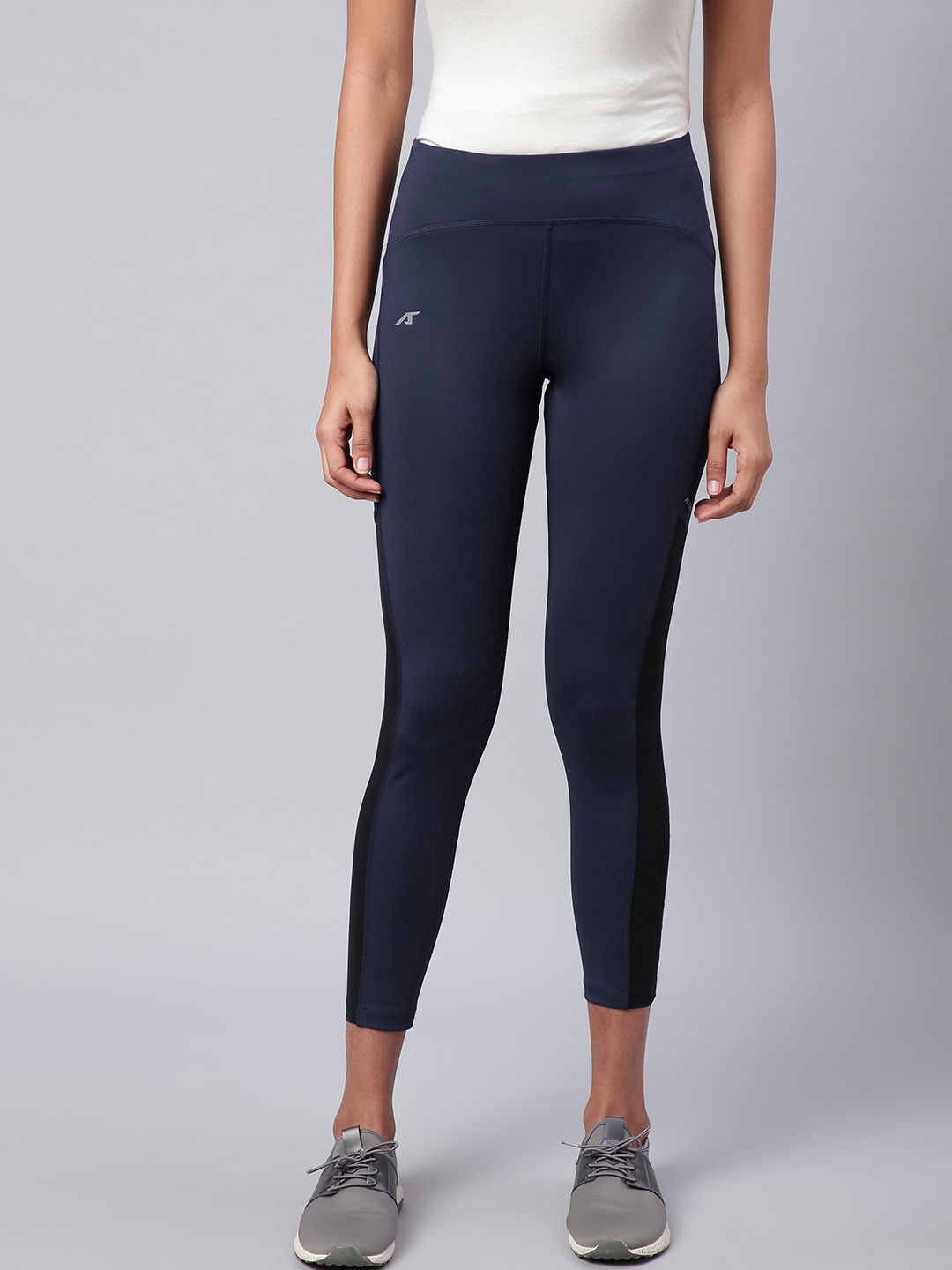 Alcis Women Navy Solid Training Tights Price in India