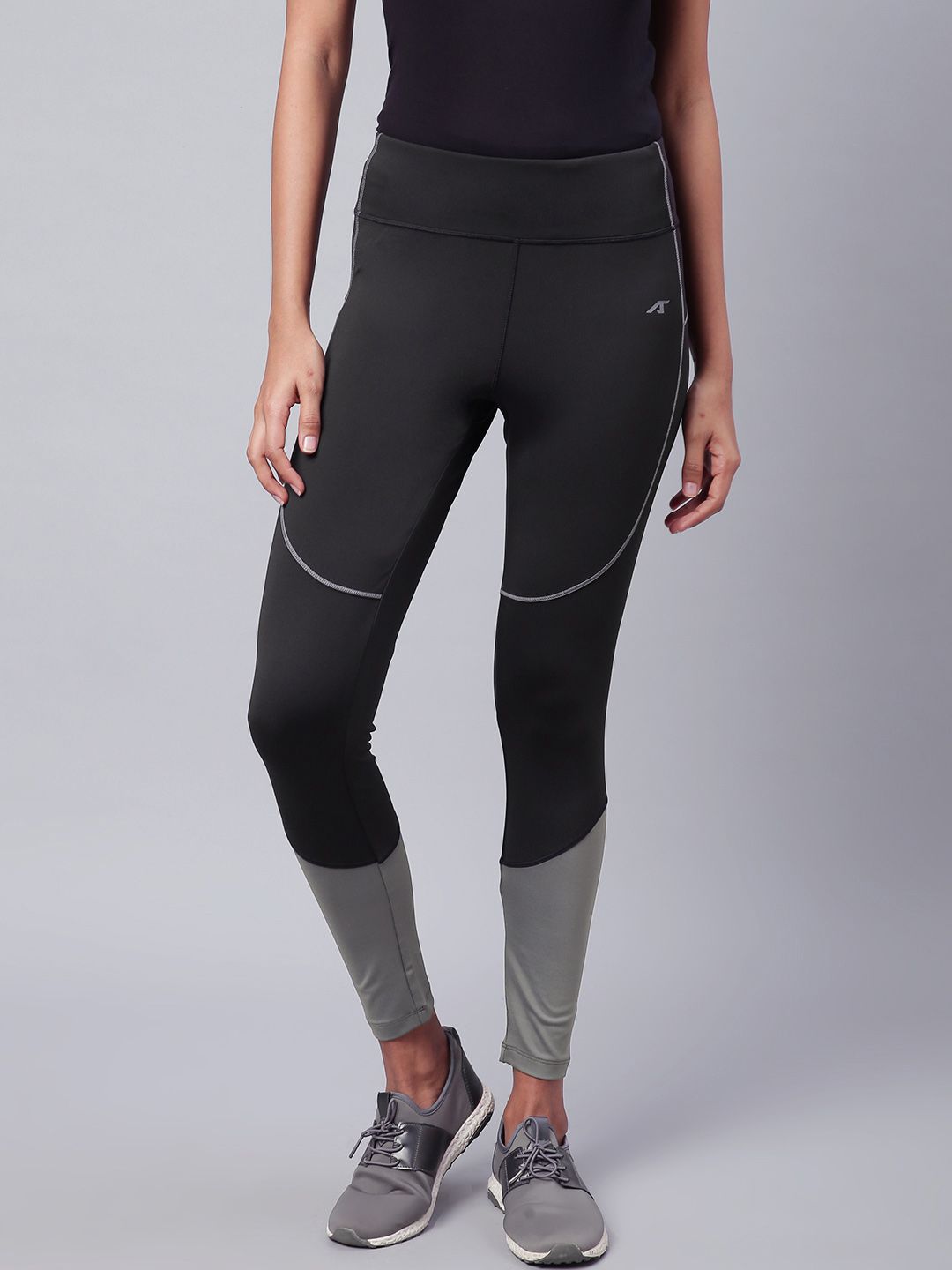 Alcis Women Black & Grey Colourblocked Rapid Dry Solid Cropped Training Tights Price in India