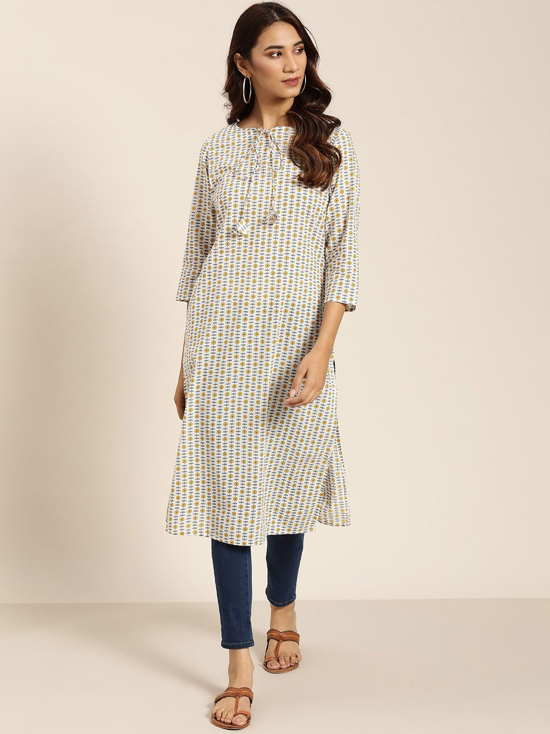 Sangria Women Off White & Grey Floral Print Straight Kurta