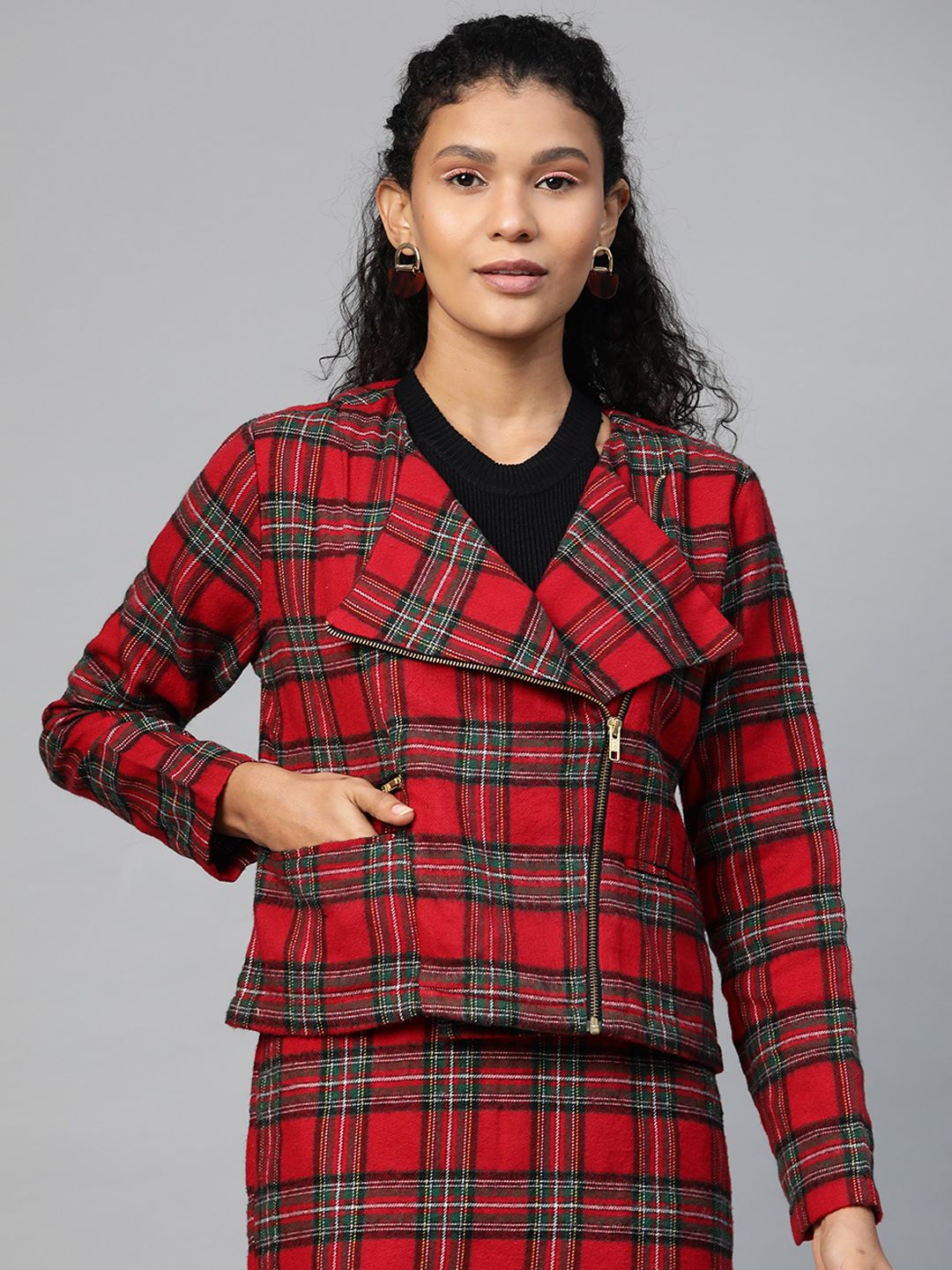 SASSAFRAS Women Red & Green Self Checked Tailored Jacket