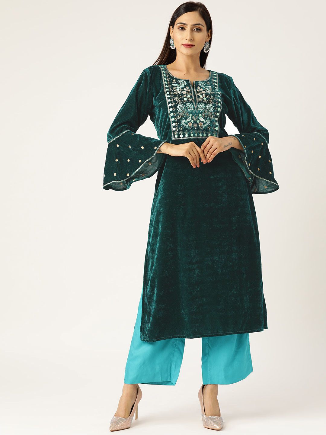 Shae by SASSAFRAS Women Green & Golden Yoke Design Velvet Finish Straight Kurta Price in India