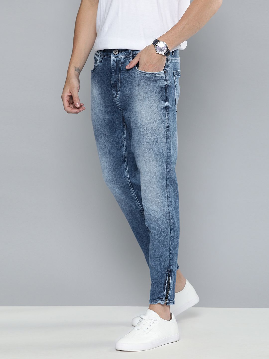 Mast & Harbour Men Blue Slim Tapered Fit Mid-Rise Clean Look Stretchable Cropped Jeans