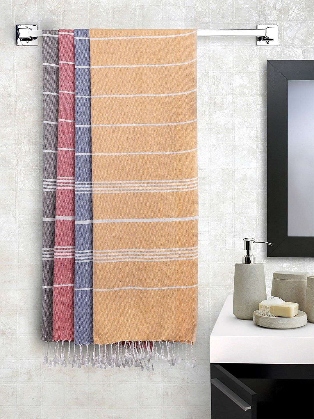 KLOTTHE Unisex Set of 4 Striped 210 GSM Bath Towels Price in India