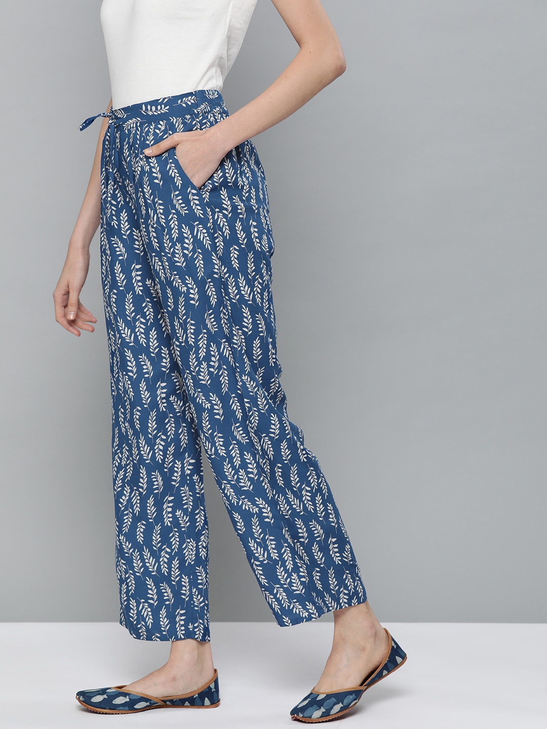 HERE&NOW Women Blue & White Printed Straight Palazzos Price in India