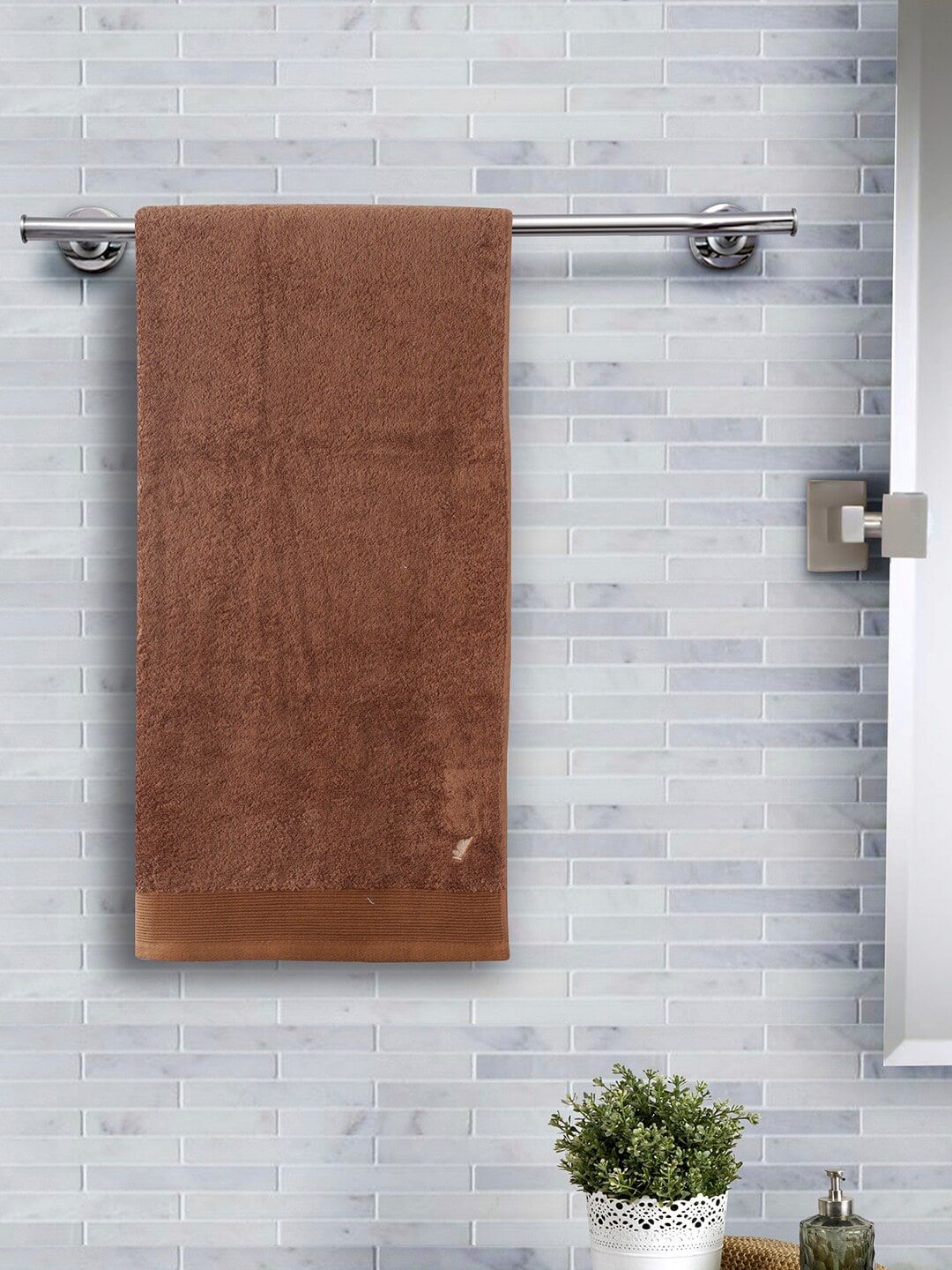 MASPAR Unisex Brown Solid 550 GSM Large Bath Towel Price in India