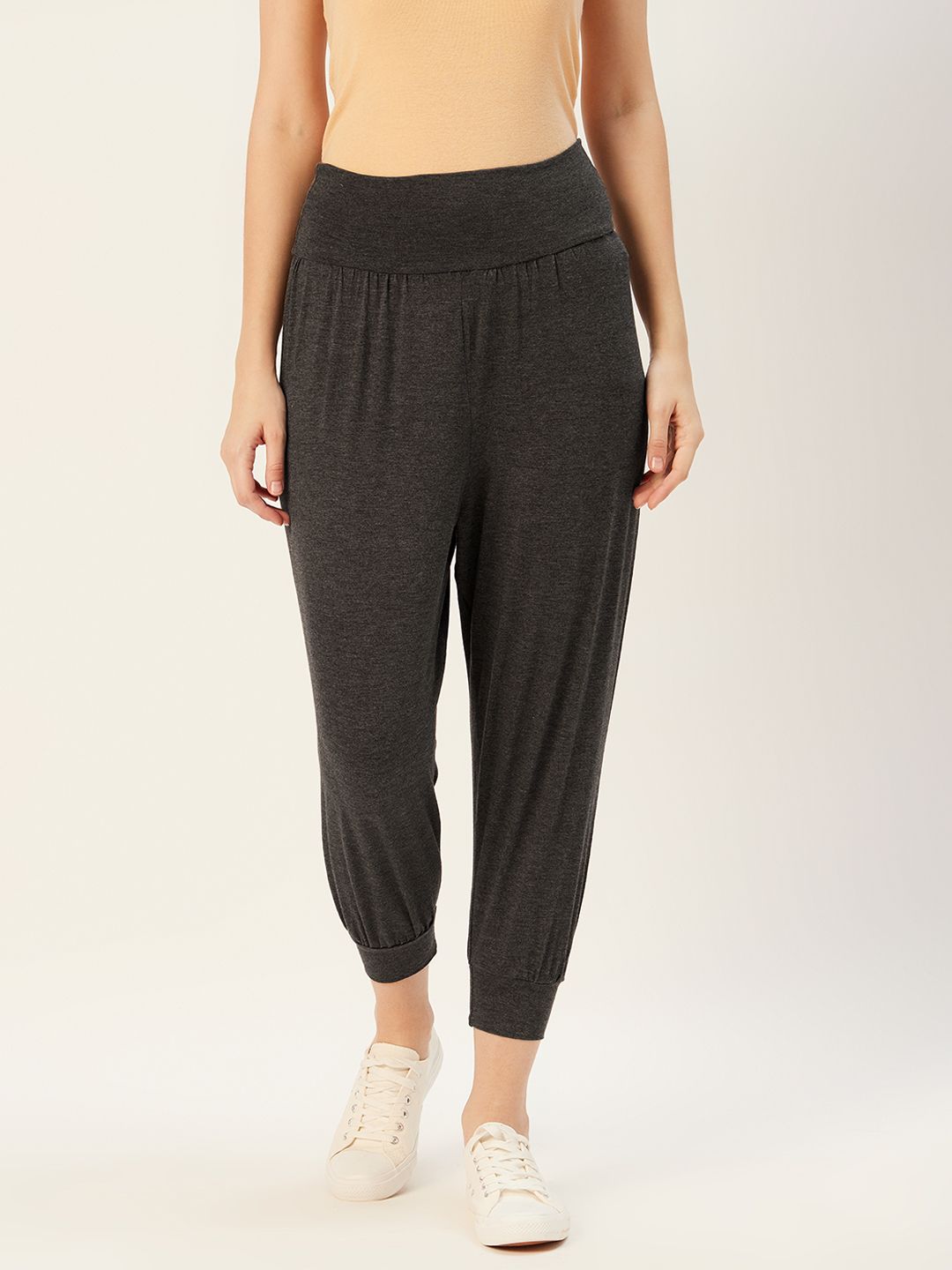 Sera Women Charcoal Grey Solid Cropped Joggers Price in India