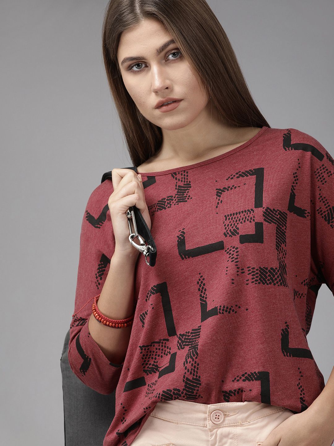 Roadster Women Red & Black Printed Oversized Top Price in India