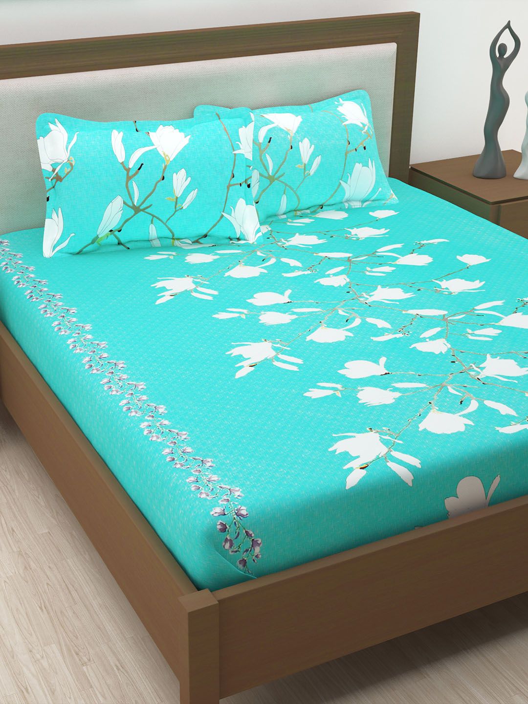 Story@home Turquoise Blue & White Floral 186 TC Cotton 1 King Bedsheet with 2 Pillow Covers Price in India