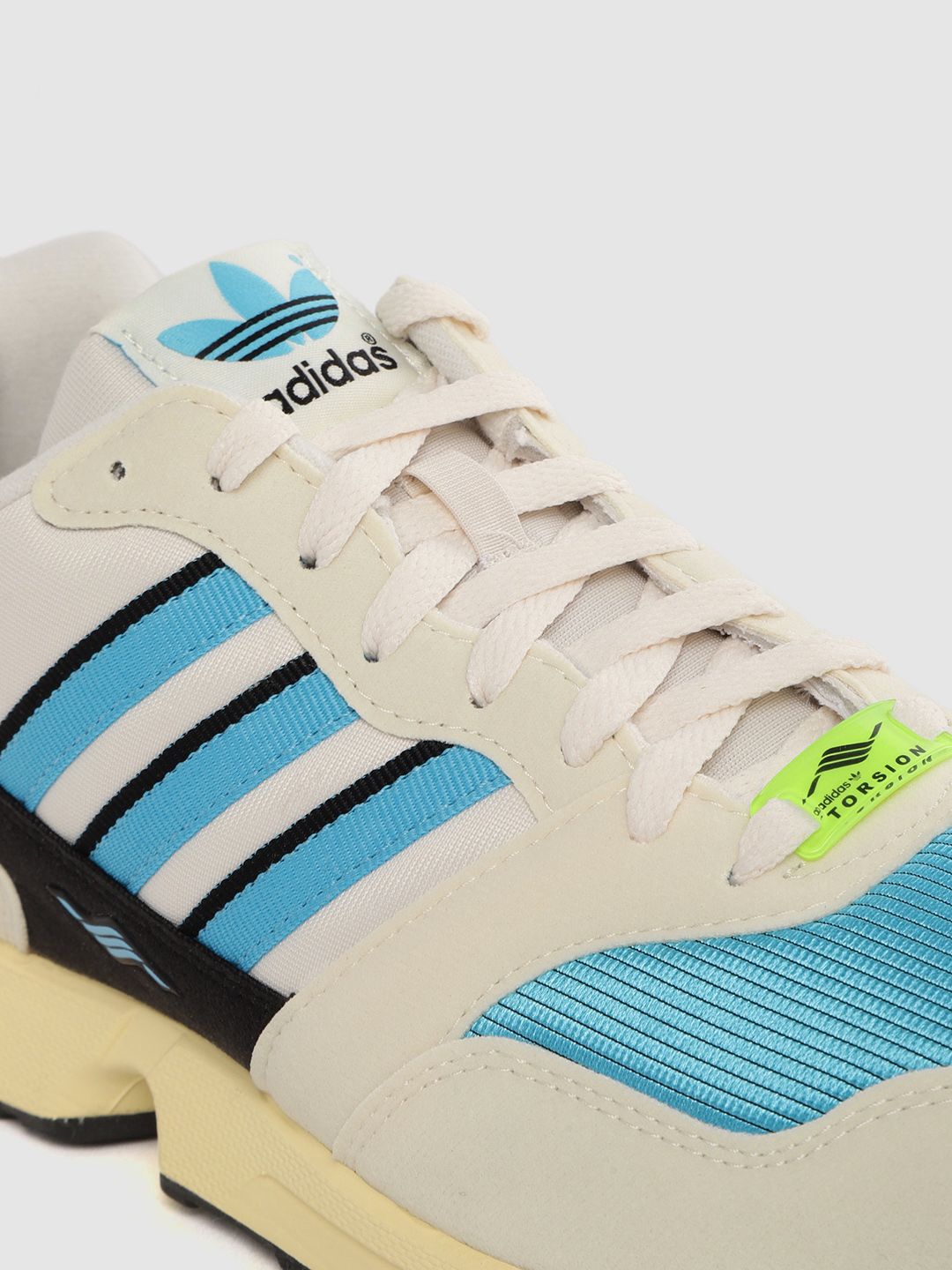 Buy ADIDAS Originals Men Off-White & Blue Colourblocked ZX 100 C