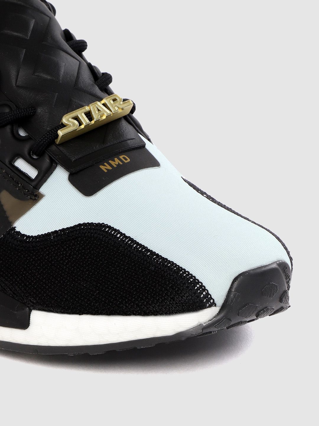 Buy ADIDAS Originals Men Blue Colourblocked Star Wars NMD.R1 V2 Lando  Calrissian Sneakers - Casual Shoes for Men 12736154 | Myntra