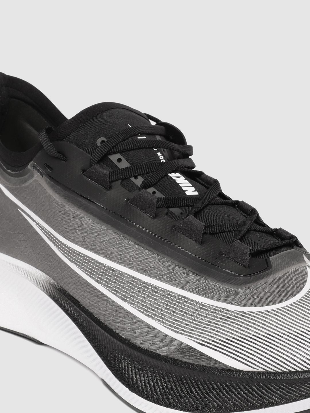 men's zoom fly 3 running shoe