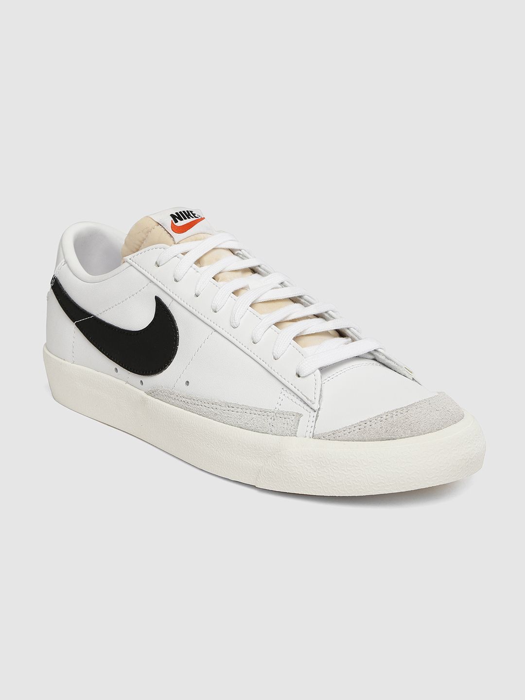 Nike Men White Solid BLAZER LOW '77 VNTG Leather Sneakers