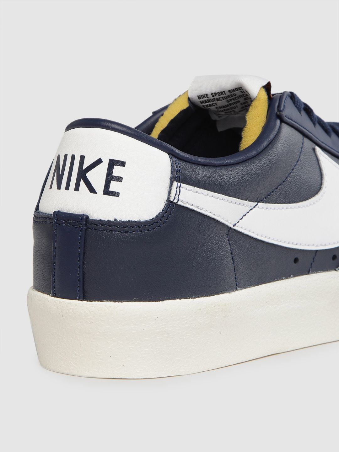 nike blazer low mens navy
