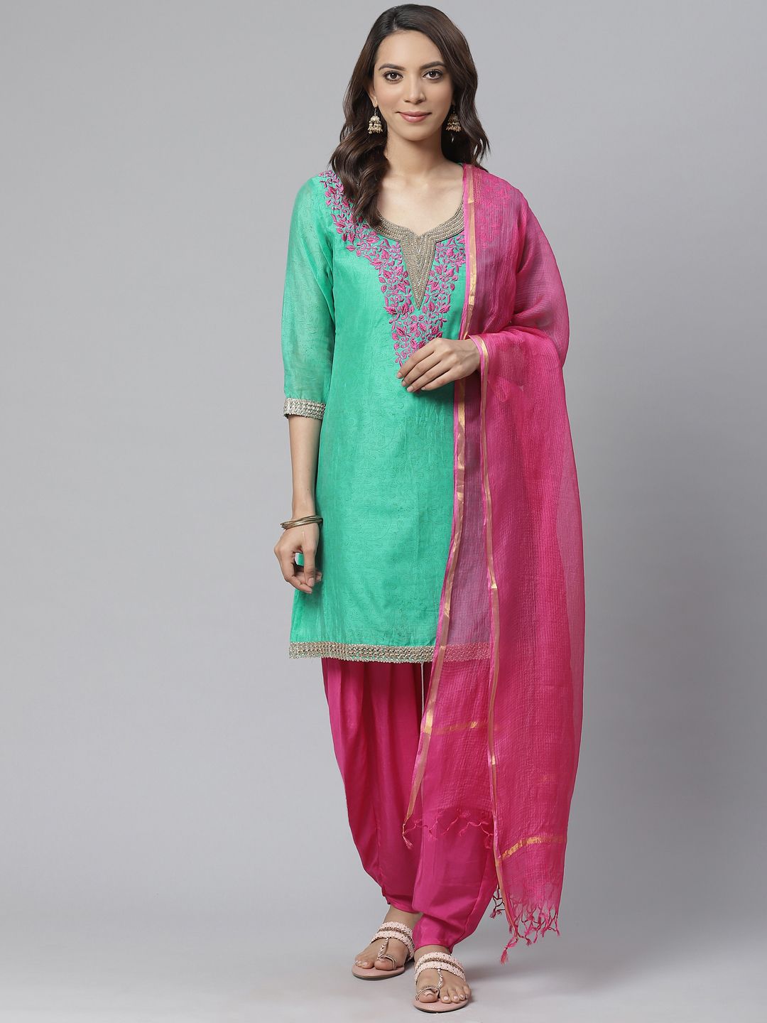 Readiprint Fashions Green & Pink Printed Unstitched Dress Material Price in India