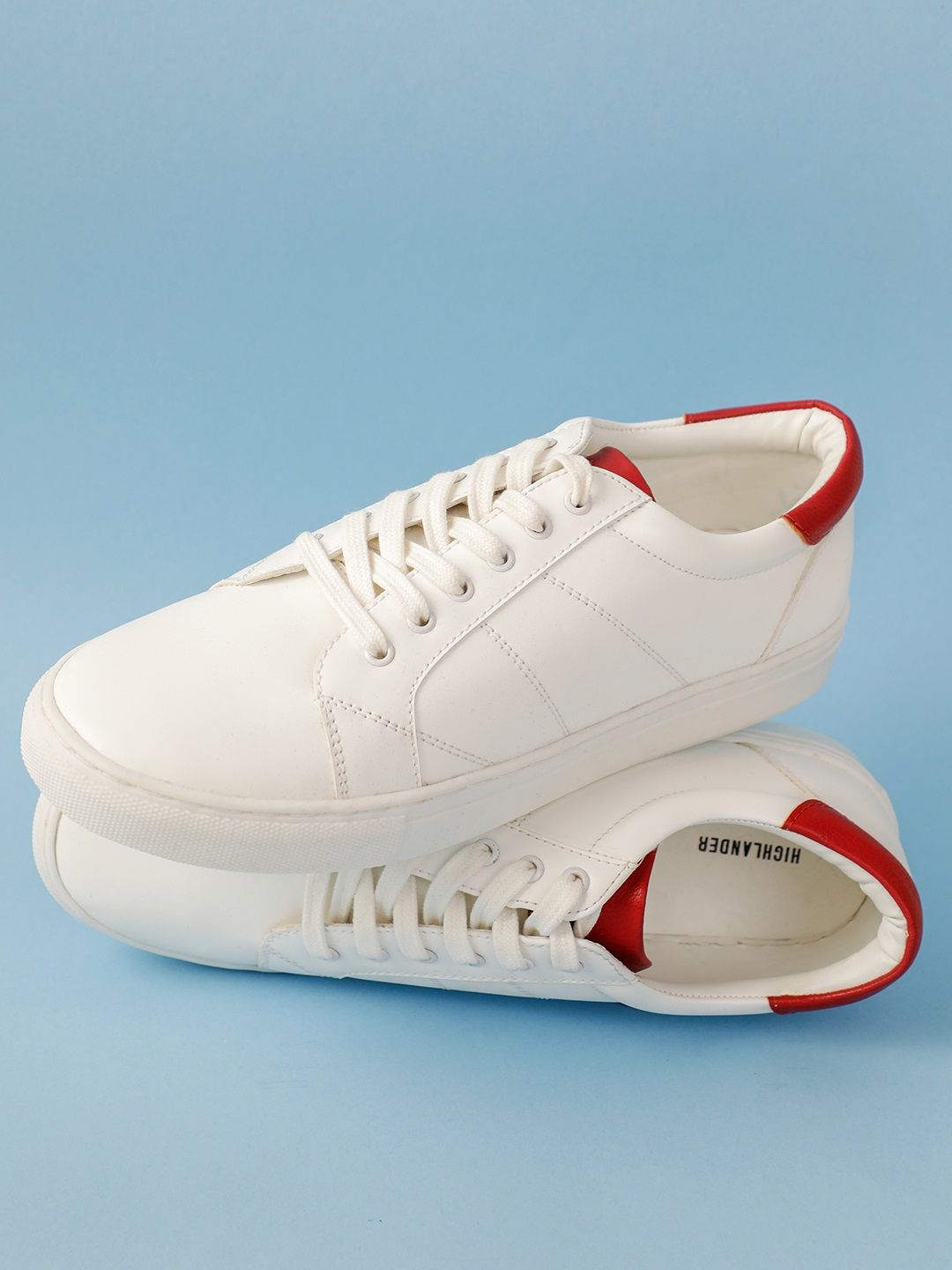 HIGHLANDER Men White Solid Leather Sneakers