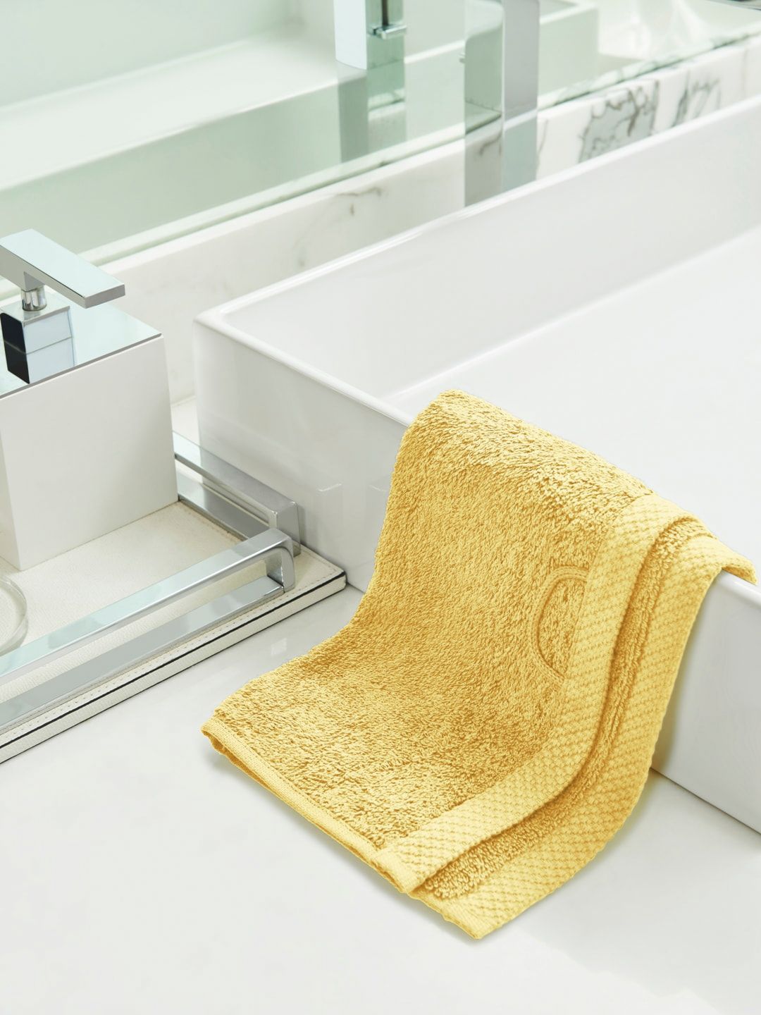 DDecor Unisex Set Of 2 Yellow Solid 550 GSM Live Beautiful Face Towels Price in India