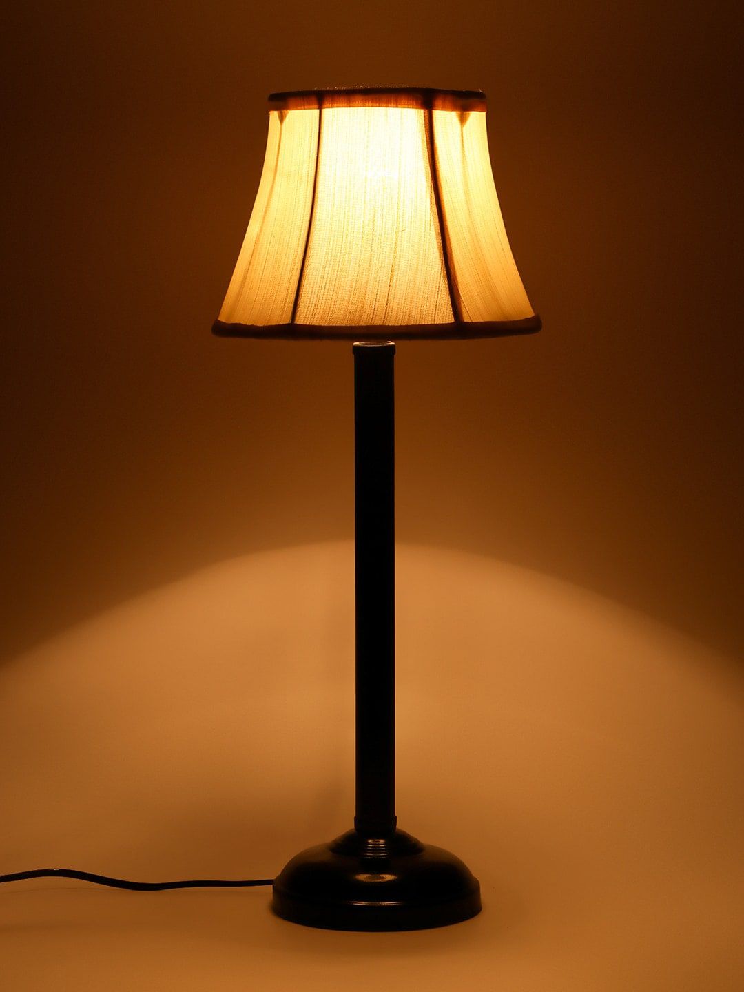 Devansh Cream-Coloured Solid Traditional Table Lamp
