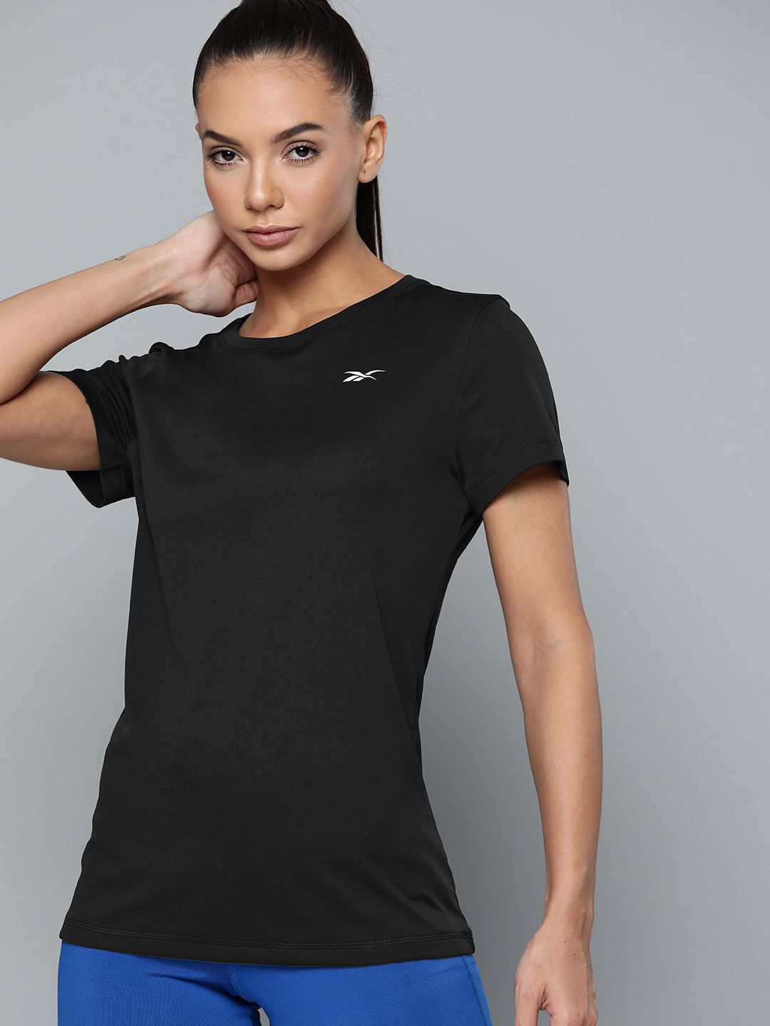 Reebok Women Black Training or Gym Speedwick Technology T-shirt Price in India