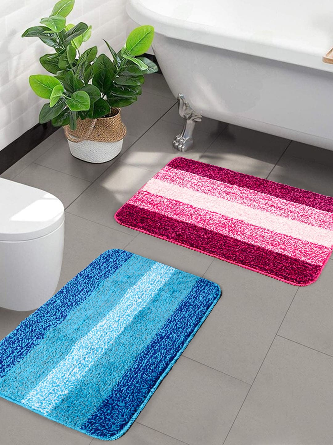 Saral Home Set of 2 Striped Anti Skid Bath Rugs Price in India