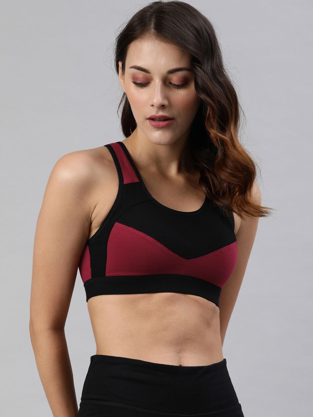 Van Heusen Maroon & Black Colourblocked Non-Wired Lightly Padded Workout Bra Price in India