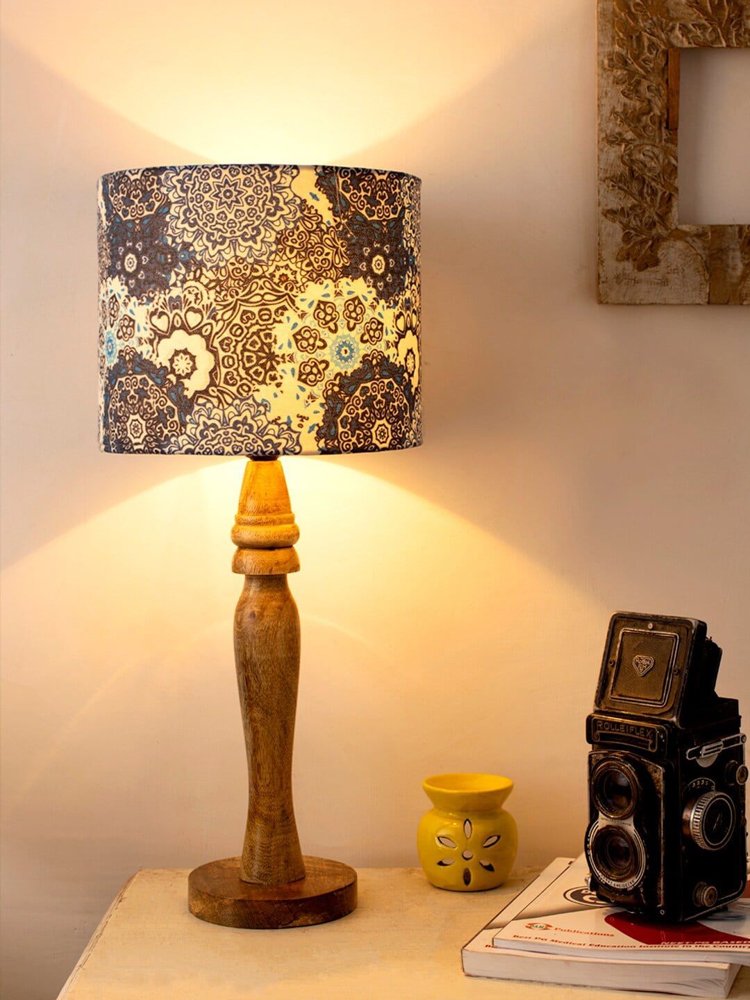 green girgit Blue & Off-White Batik Printed Table Lamp Price in India