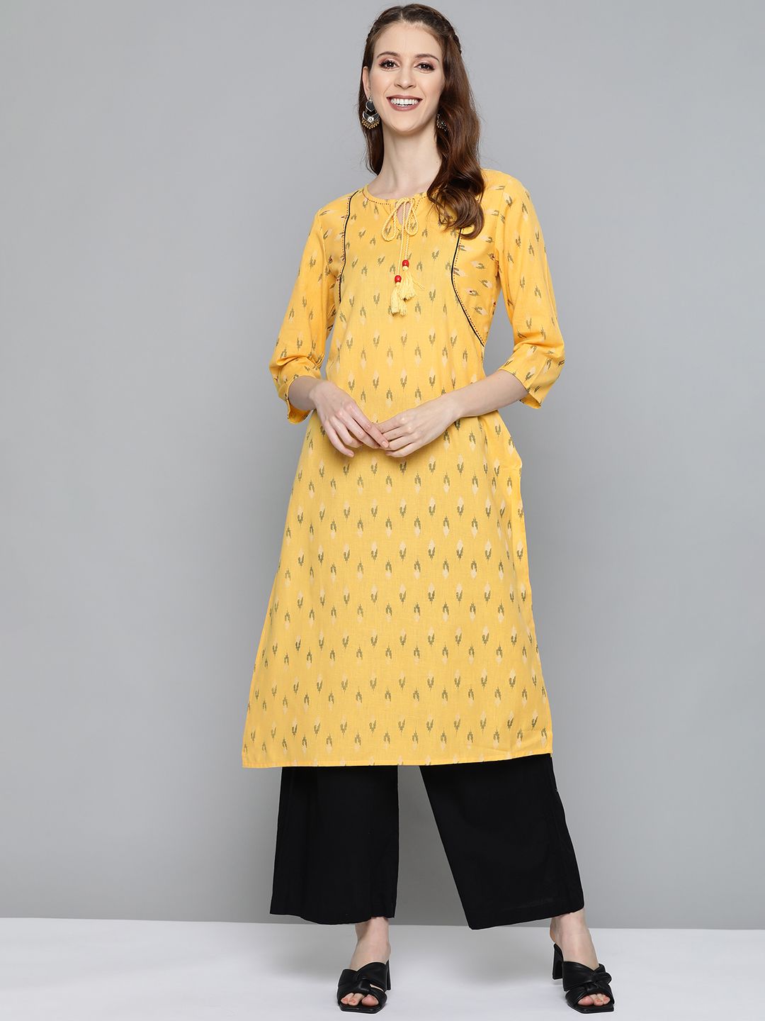 HERE&NOW Women Yellow & Black Printed Straight Kurta