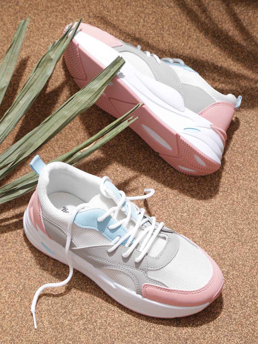 Roadster Women White & Pink Colourblocked Flatform Sneakers Price in India