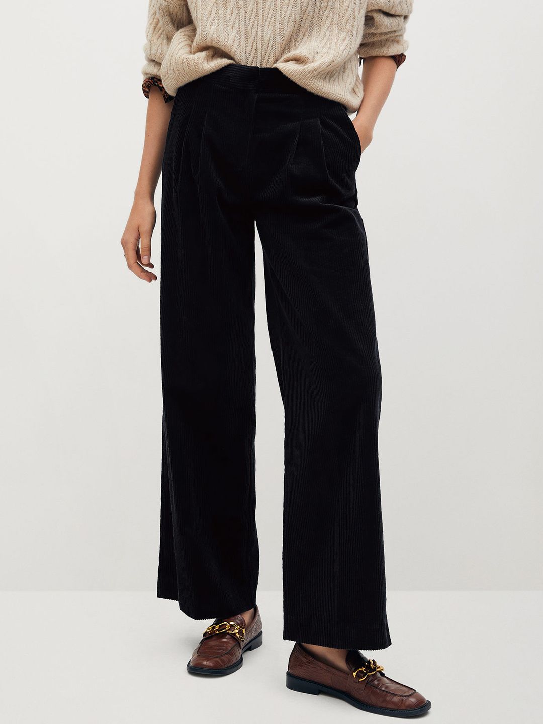 MANGO Women Black Regular Fit Solid Sustainable Parallel Trousers