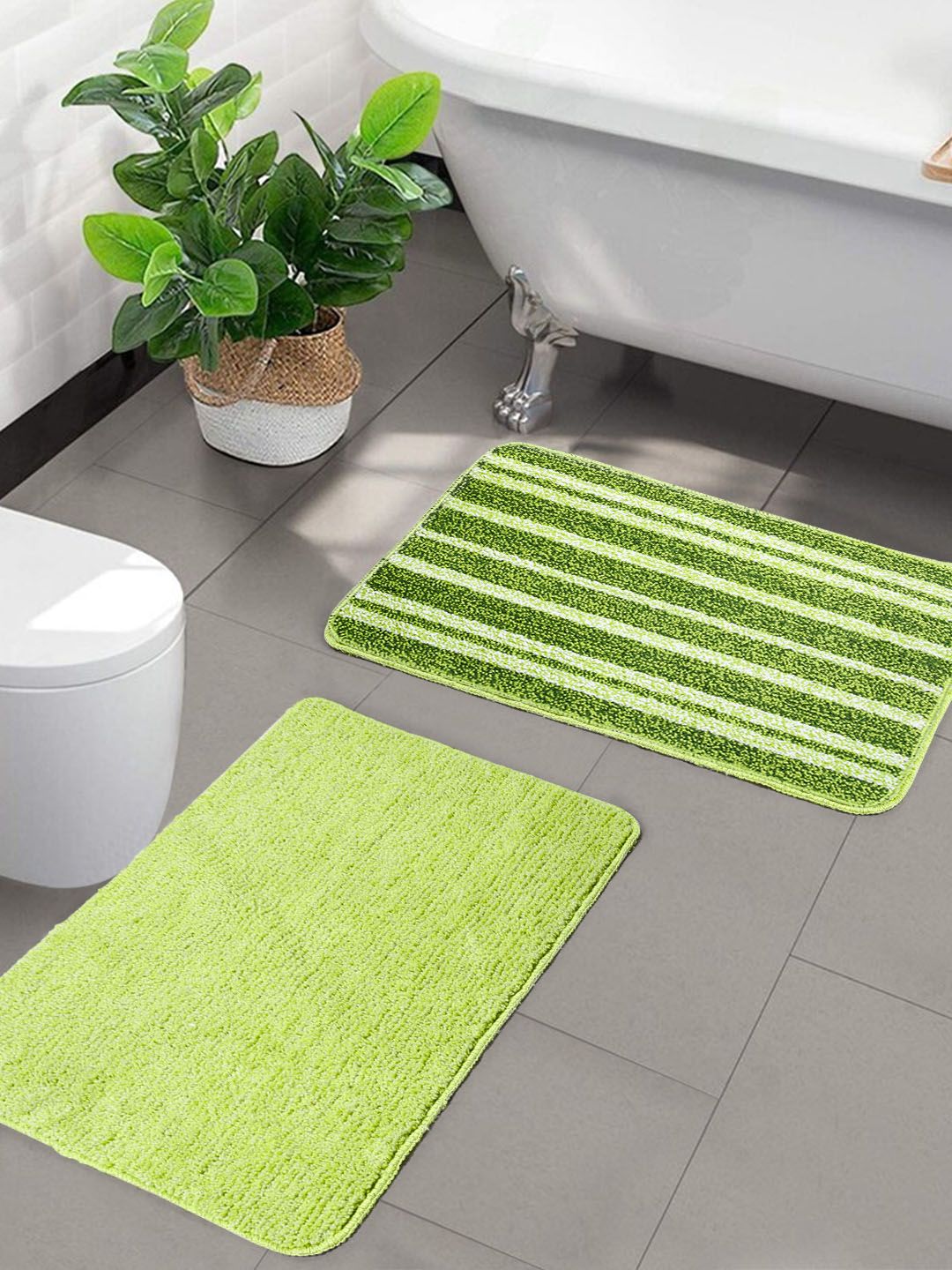 Saral Home Set Of 2 Green Anti-Skid Bath Rugs Price in India