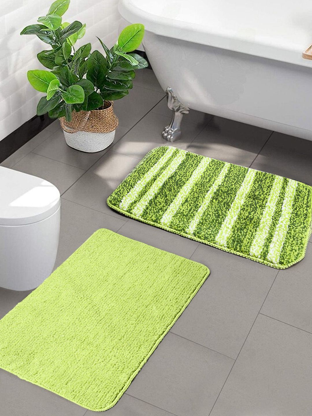 Saral Home Set of 2 Green Anti-Skid Bath Rugs Price in India