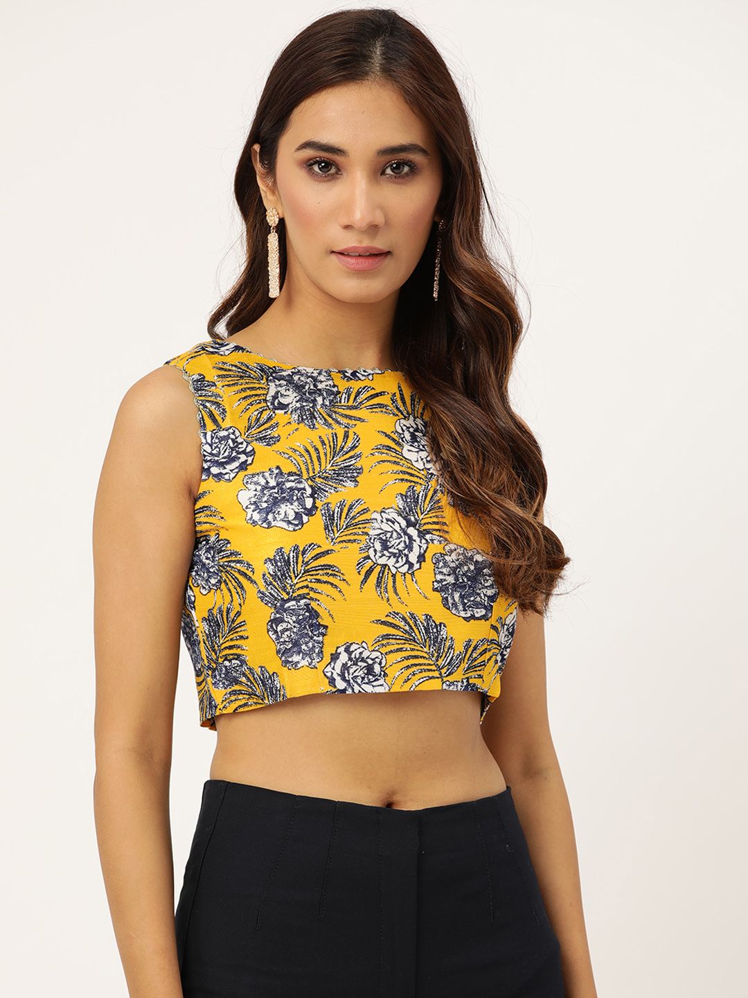 Shae by SASSAFRAS Women Yellow & Navy Blue Floral Printed Crop Top