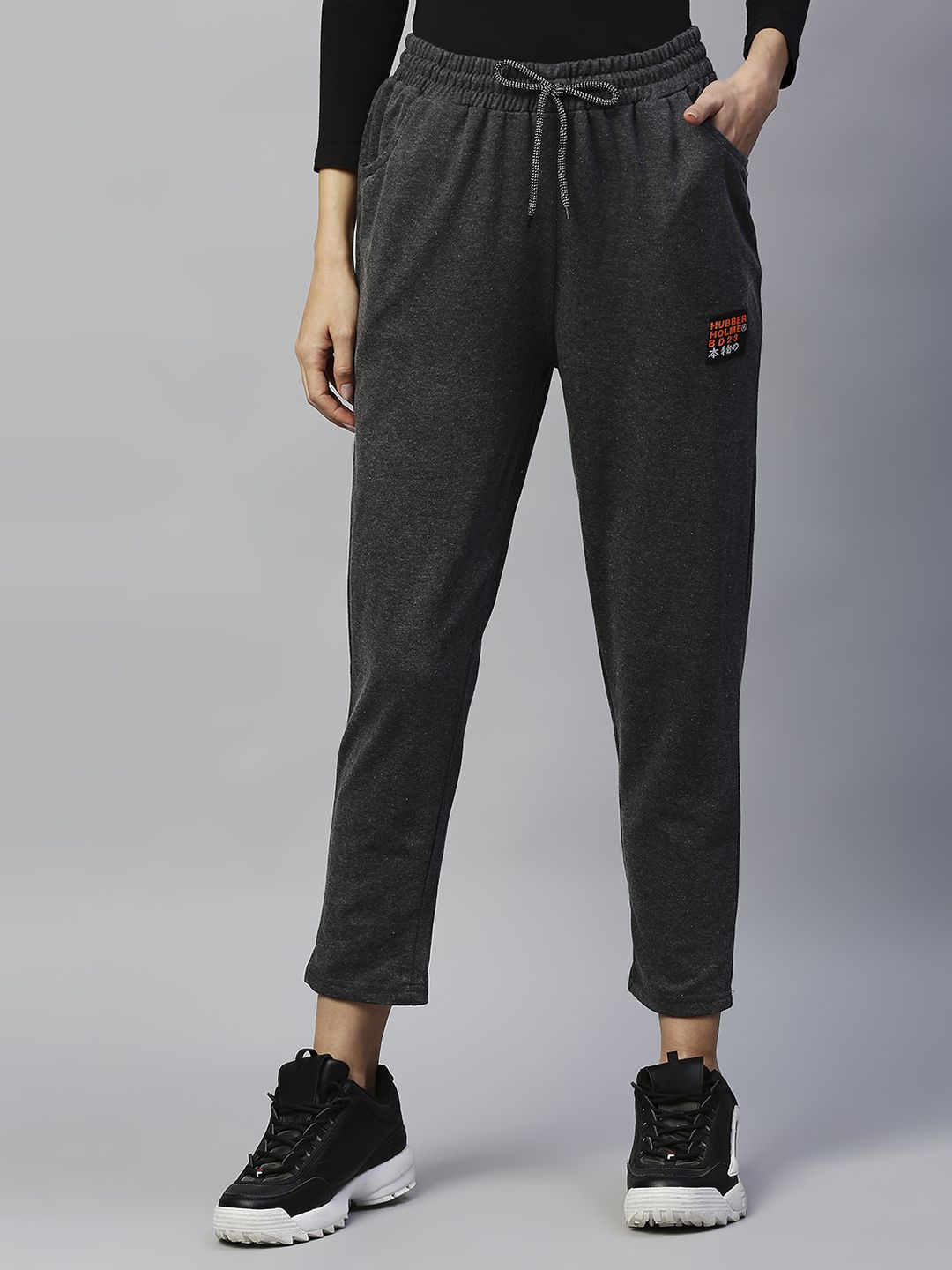 Hubberholme Women Charcoal Grey Slim Fit Solid Cropped Track Pants Price in India