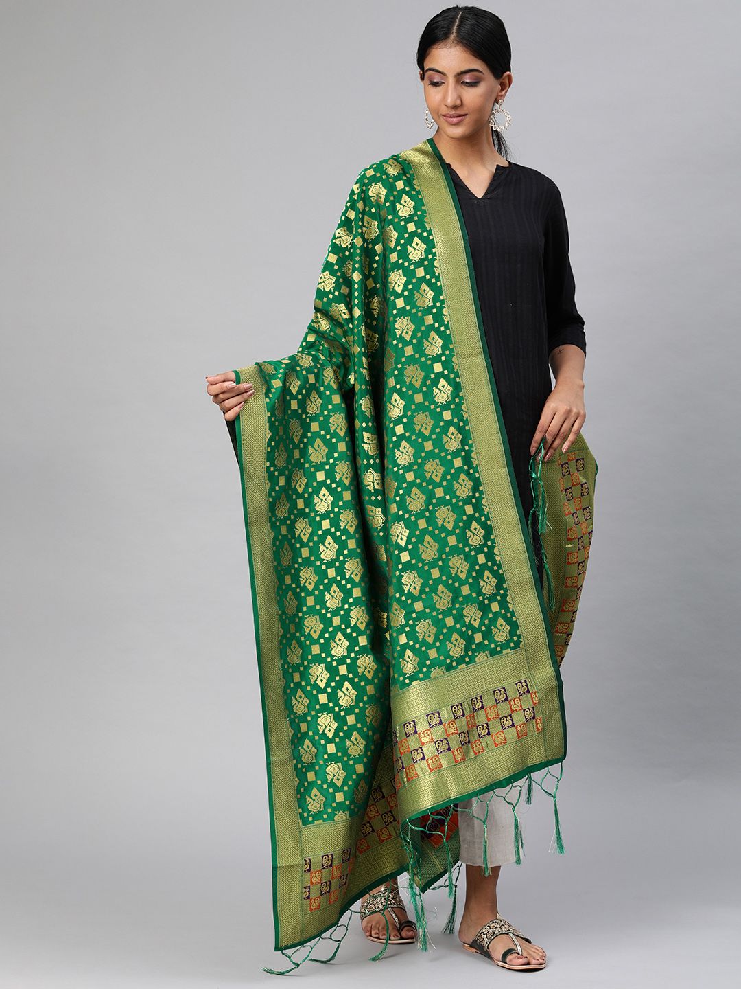 MIMOSA Green & Gold-Toned Woven Design Dupatta Price in India