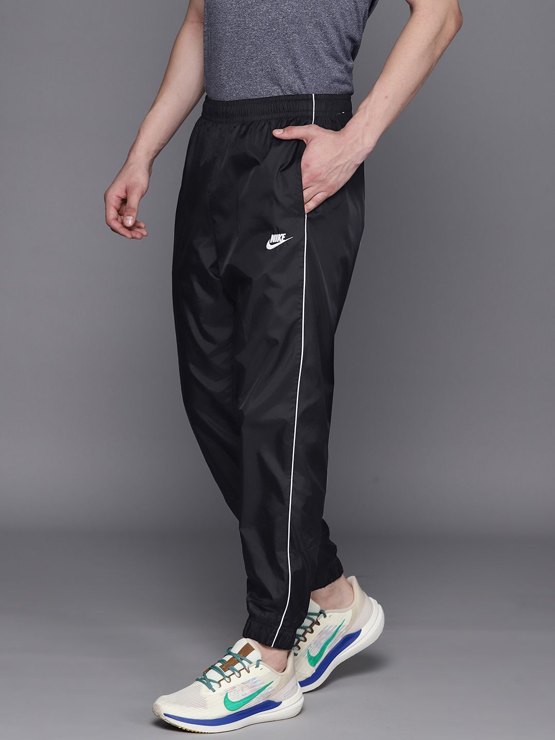 nsw nike track pants