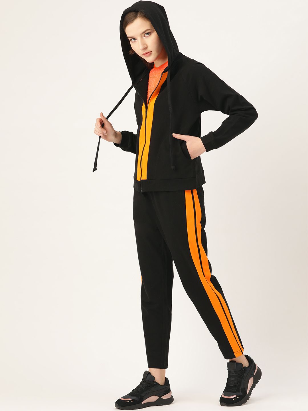 Besiva Women Black Solid Pure Cotton Hooded Tracksuit Price in India