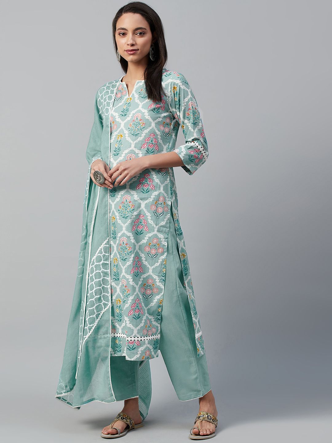 Yuris Women Blue & White Printed Kurta with Trousers & Dupatta Price in India