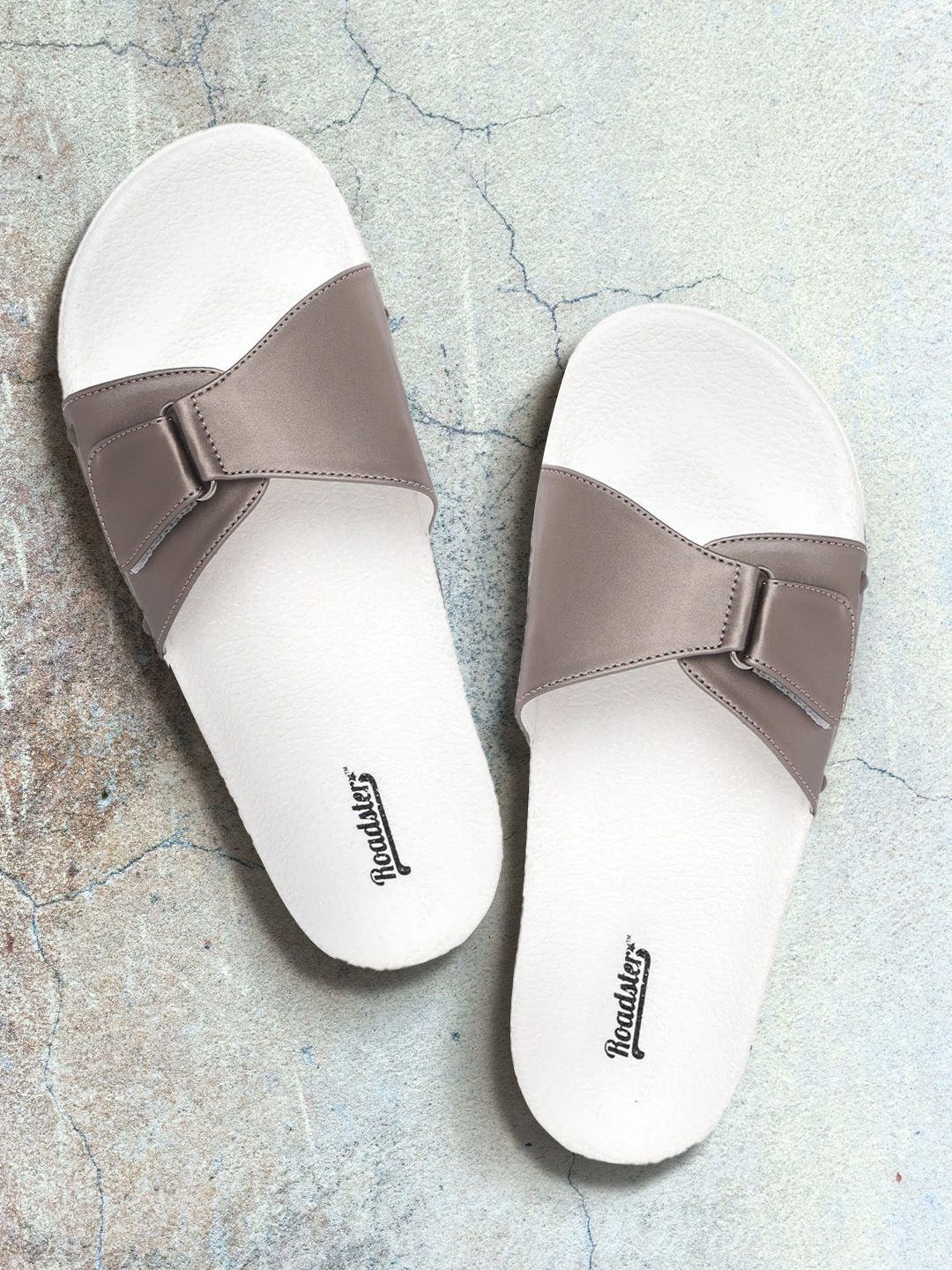 The Roadster Lifestyle Co Women Gunmetal-Toned Solid Sliders Price in India
