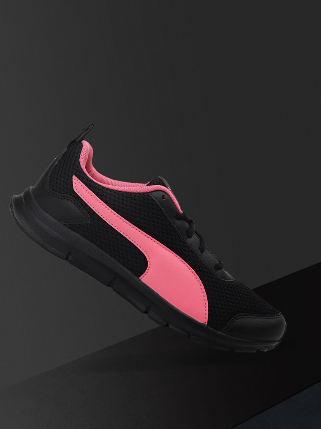Puma Women Black & Pink Woven Design Pacific Maze Idp Running Shoes Price in India