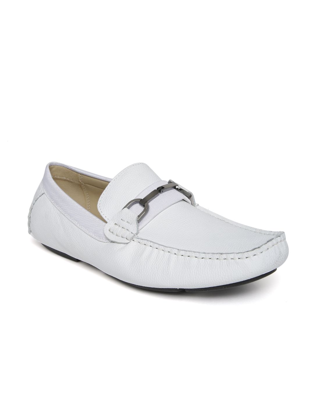 Buy Kenneth Cole Reaction Men White Textured Leather Loafers  display picture 2