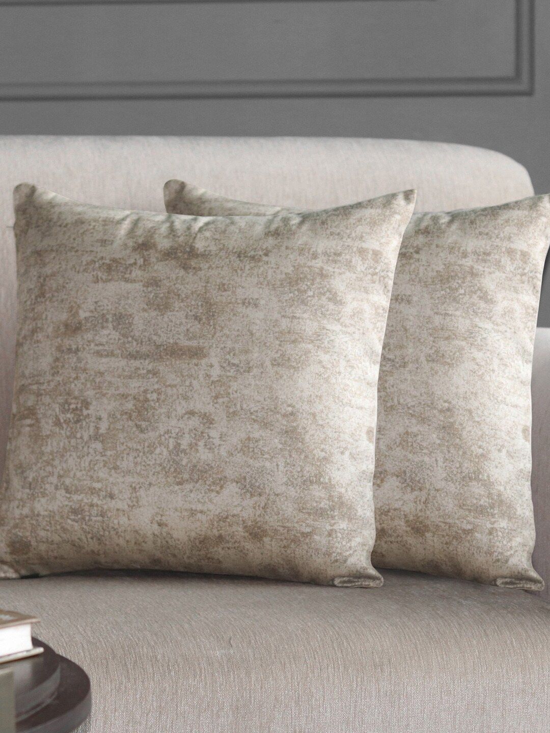 GM Cream-Coloured & Silver-Toned Set of 2 Abstract Square Cushion Covers Price in India