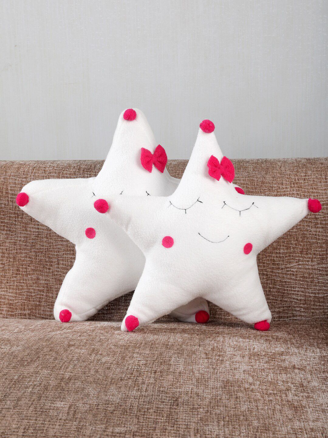 My Gift Booth Set of 2 White & Red Printed Fleece Star Shaped cushion Price in India